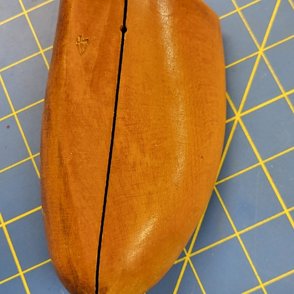 Adjustable Cedar Wood 1 Shoe Trees - Picture 3 of 7